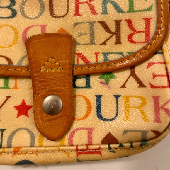 Dooney & Bourke Vintage Wristlet- EUC - Picture 14 of 15